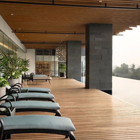 Doubletree By Hilton Jakarta Bintaro Jaya Серпонг Екстериор снимка
